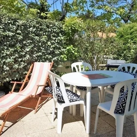 Appartamento Maison Barbatre, 2 Pieces, 4 Personnes - Fr-1-224b-105